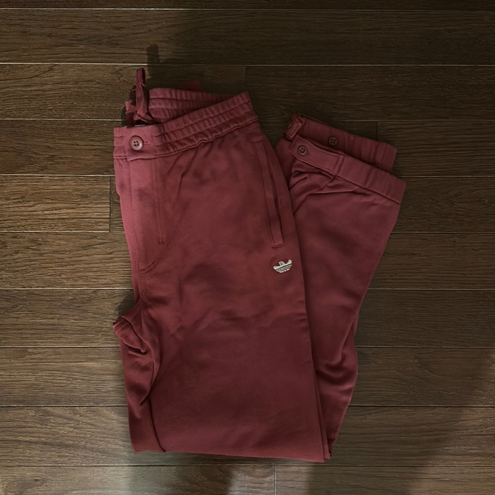 Adidas sweatpants